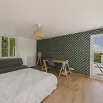 Grand Jardin, Terrasse Et Jacuzzi - Maison Pour 7 * Terrasson