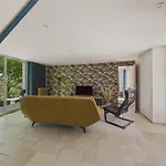 Grand Jardin, Terrasse Et Jacuzzi - Maison Pour 7 Terrasson