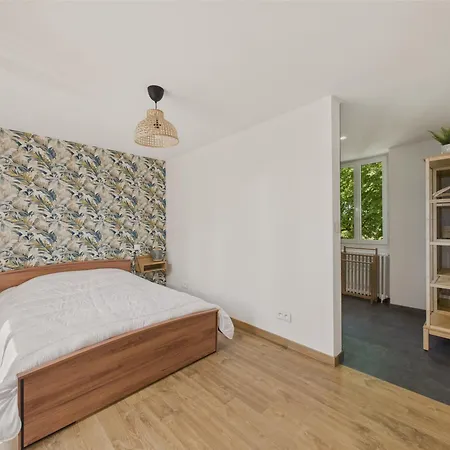 Grand Jardin Et Terrasse - Maison Pour 7 Terrasson