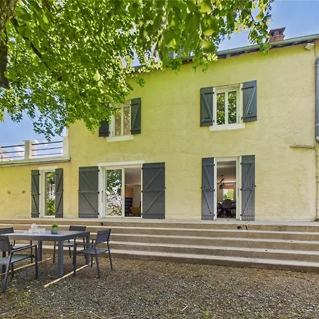 Grand Jardin Et Terrasse - Maison Pour 7 Terrasson